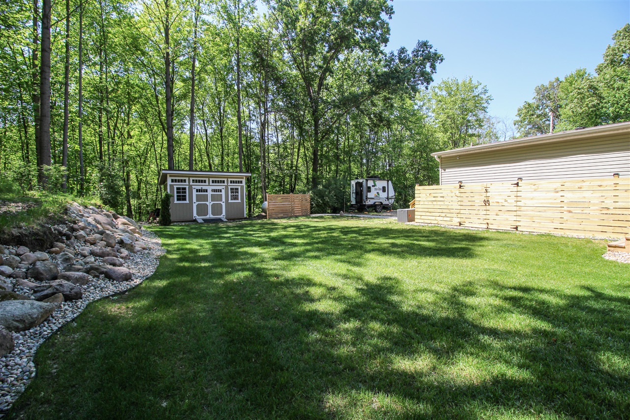 10877 Floating Bridge Road Property Photo 10