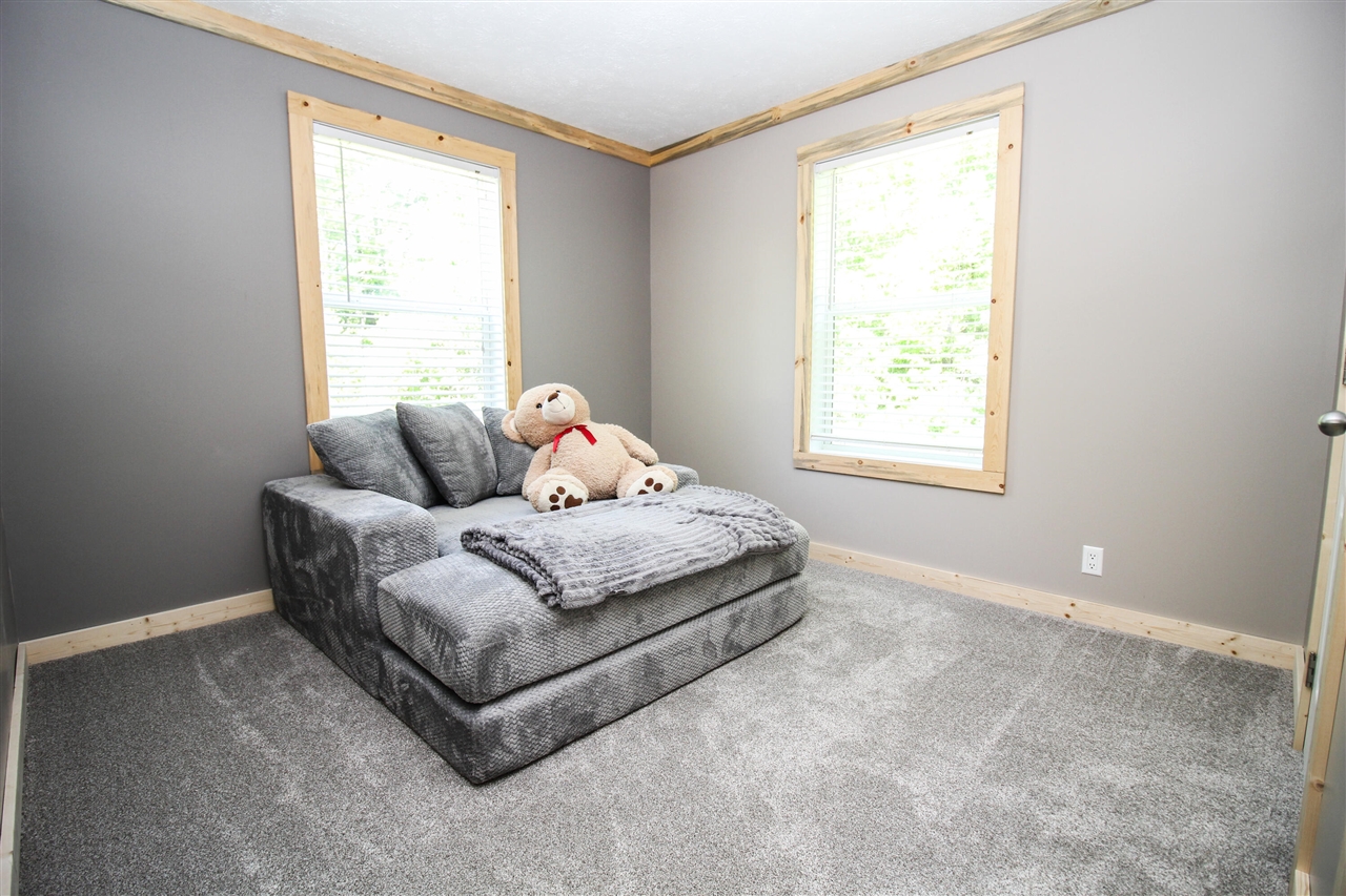 10877 Floating Bridge Road Property Photo 42
