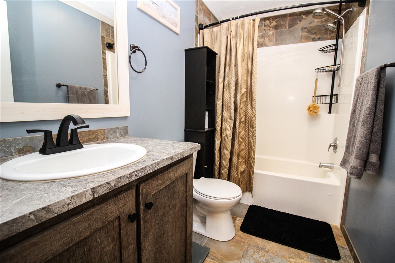 10877 Floating Bridge Road Property Photo 43