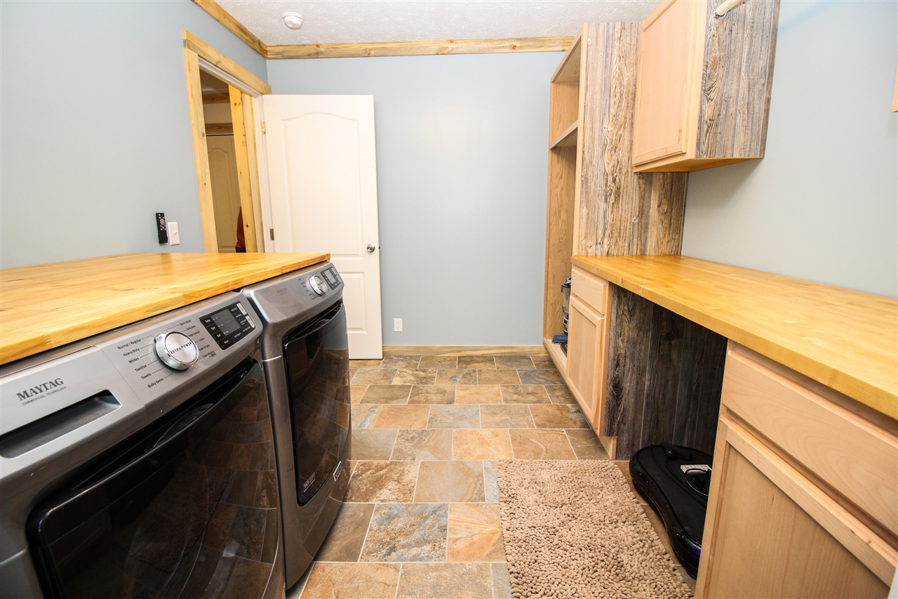 10877 Floating Bridge Road Property Photo 45
