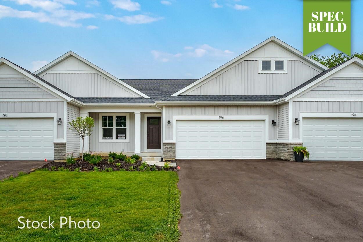 327 Round Hill Road Property Photo 1