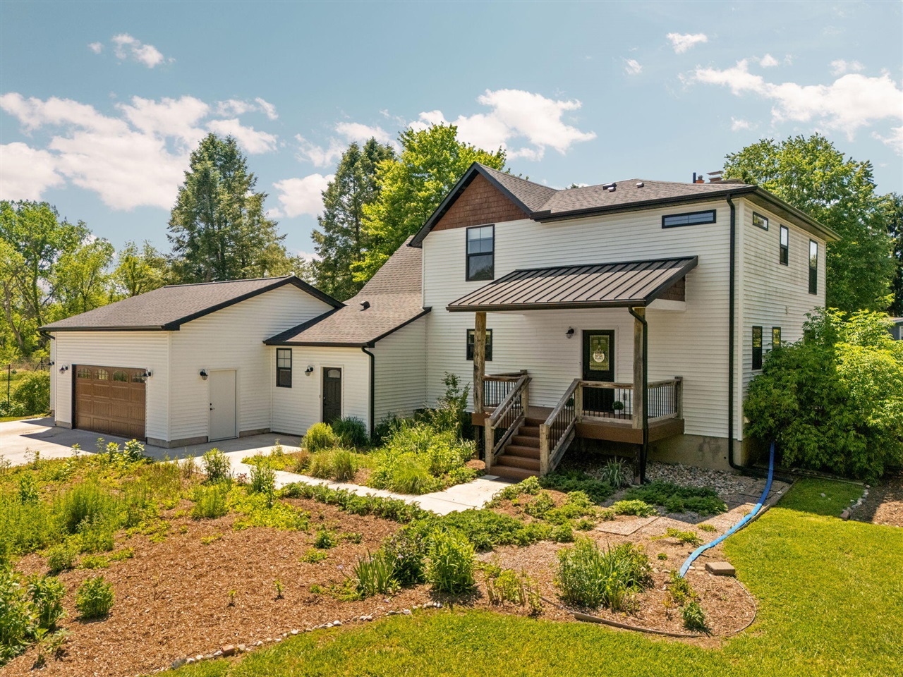 980 Serenity Way Property Photo 4
