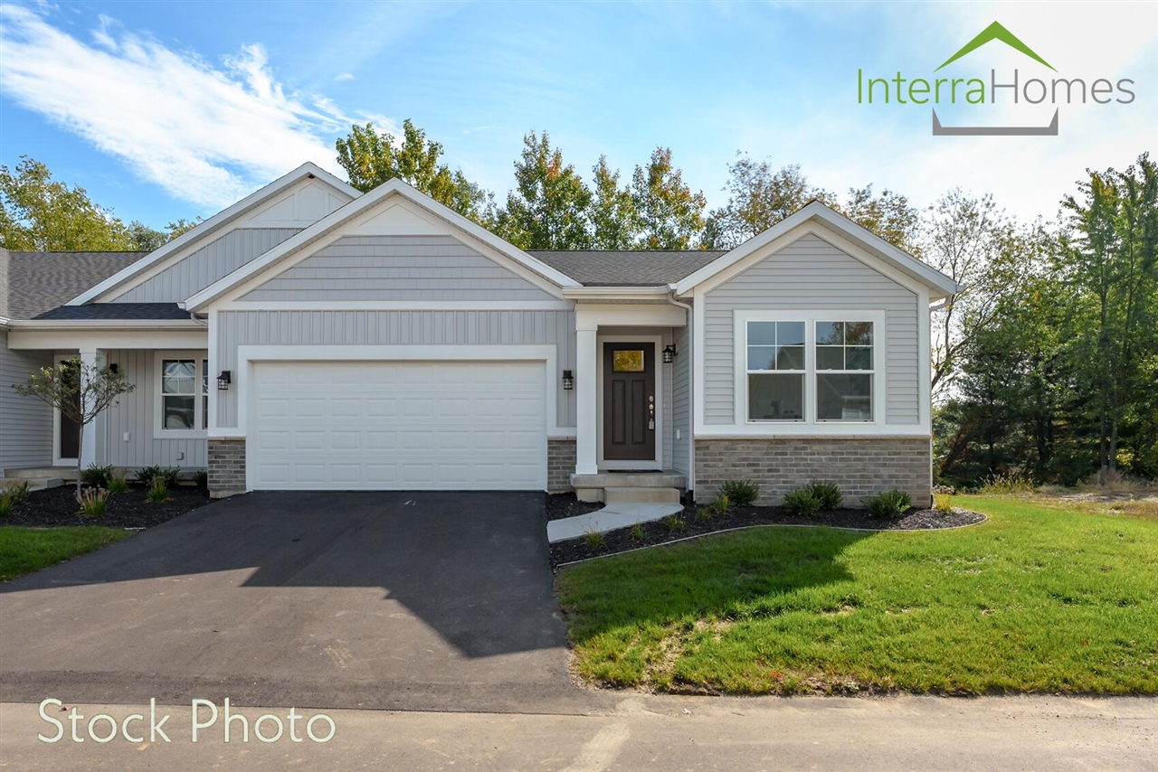 329 Round Hill Road Property Photo 1