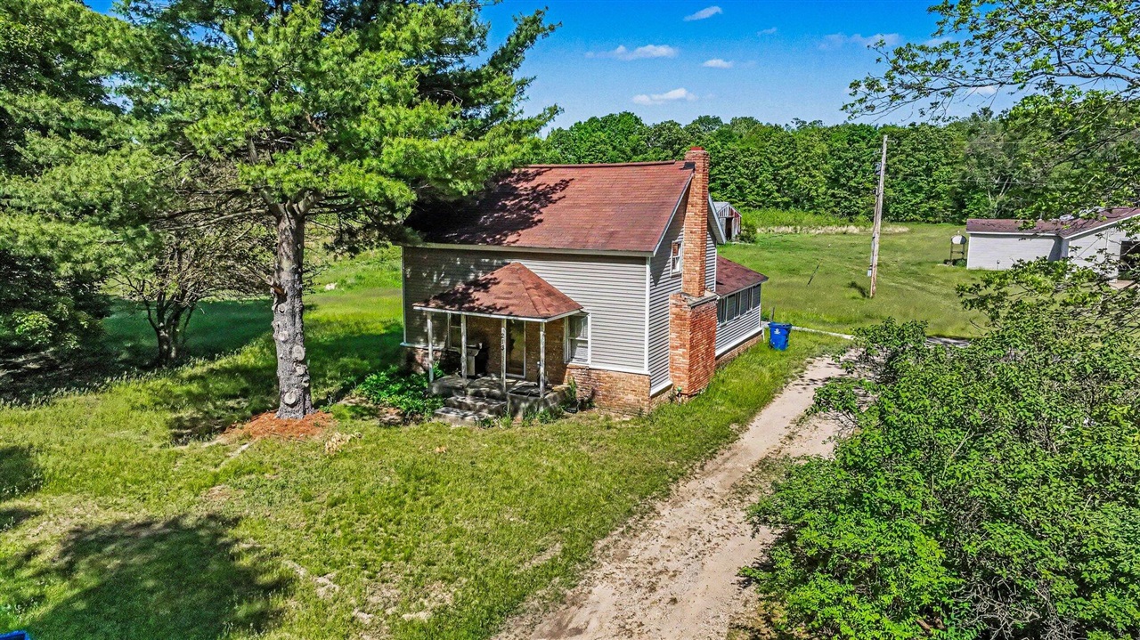213 19th Street Property Photo 1