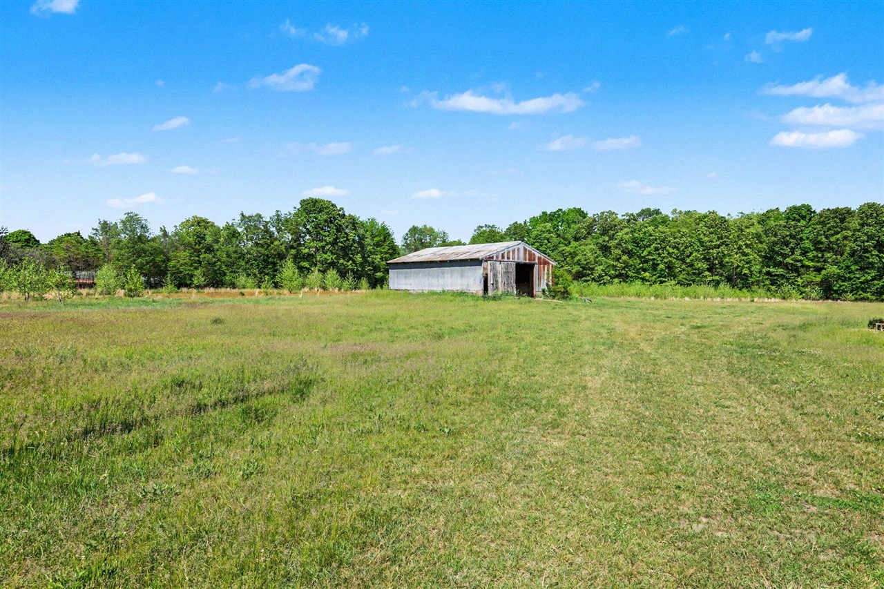 213 19th Street Property Photo 6