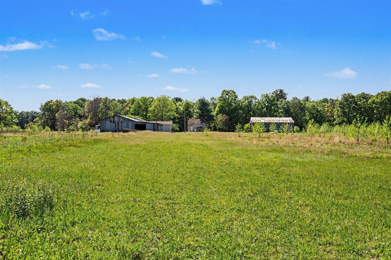 213 19th Street Property Photo 9