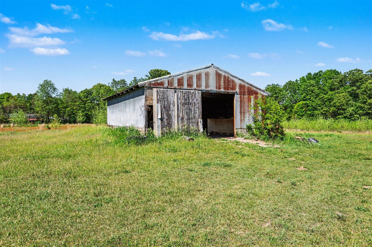 213 19th Street Property Photo 16