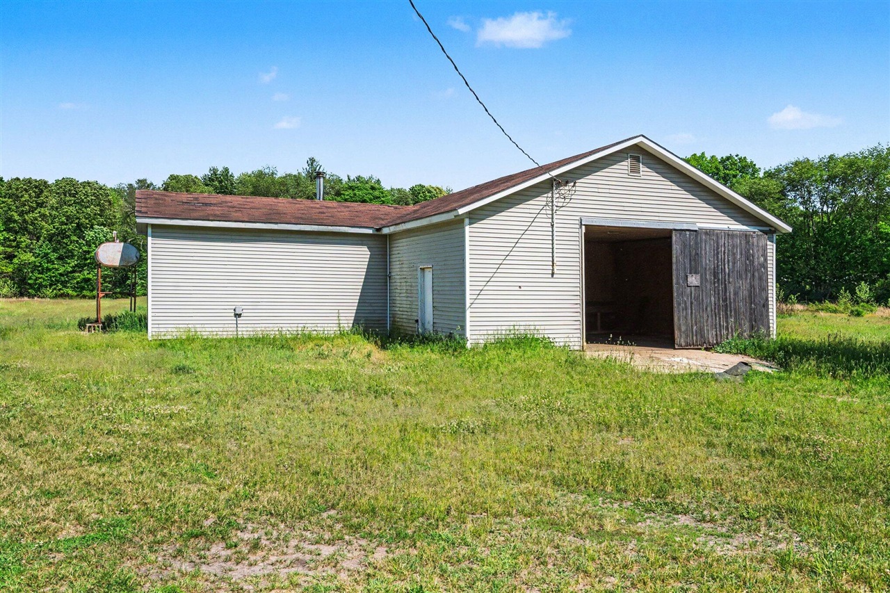 213 19th Street Property Photo 17