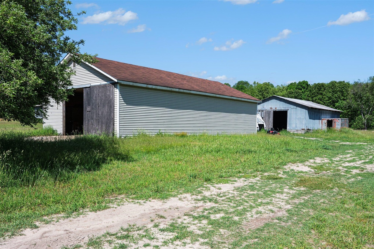 213 19th Street Property Photo 18