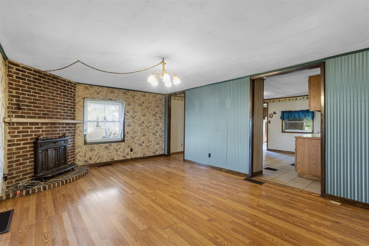 2750 Beebe Road Property Photo 7