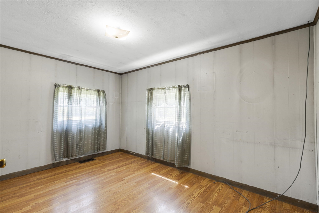 2750 Beebe Road Property Photo 14