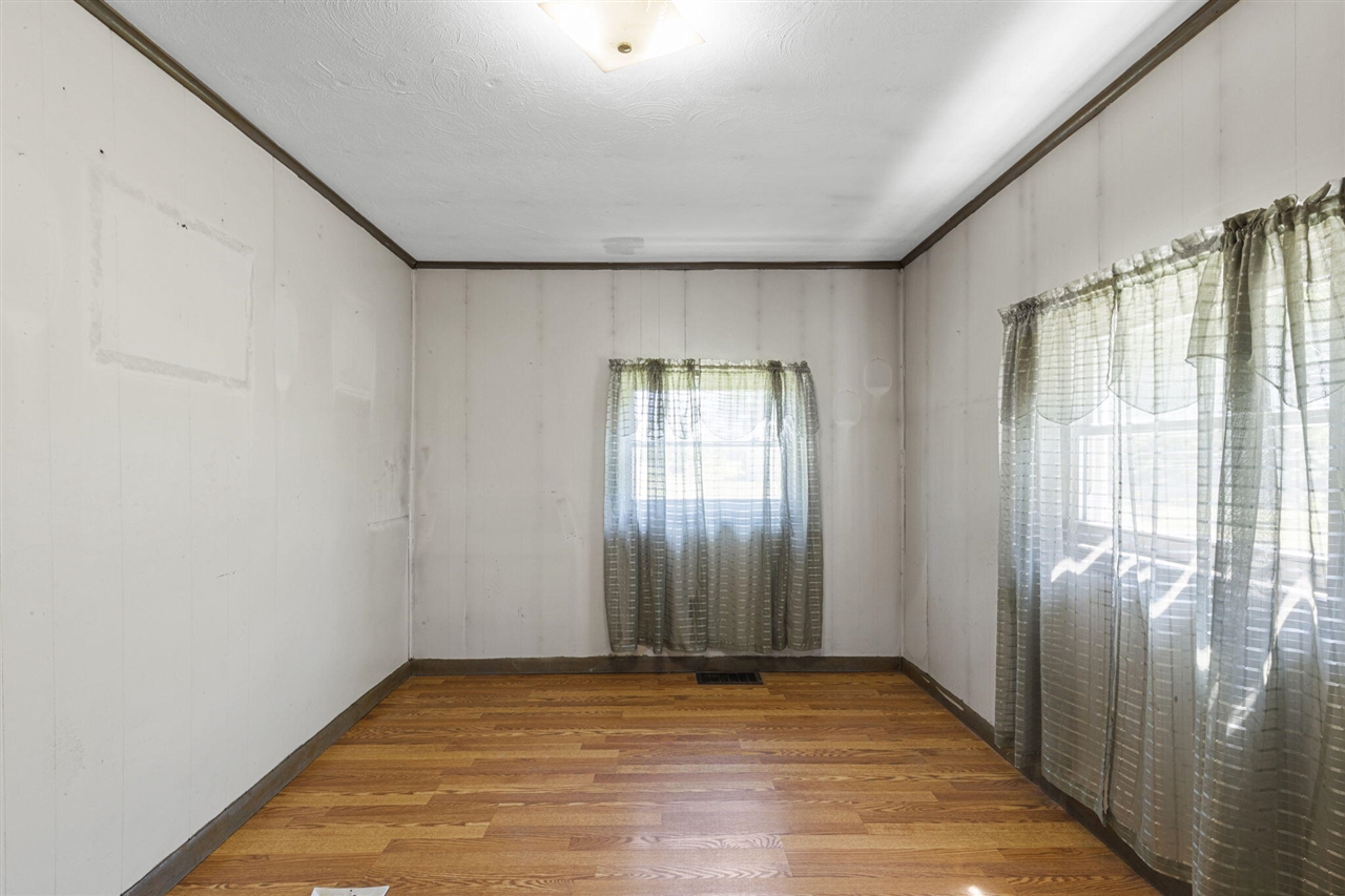 2750 Beebe Road Property Photo 15