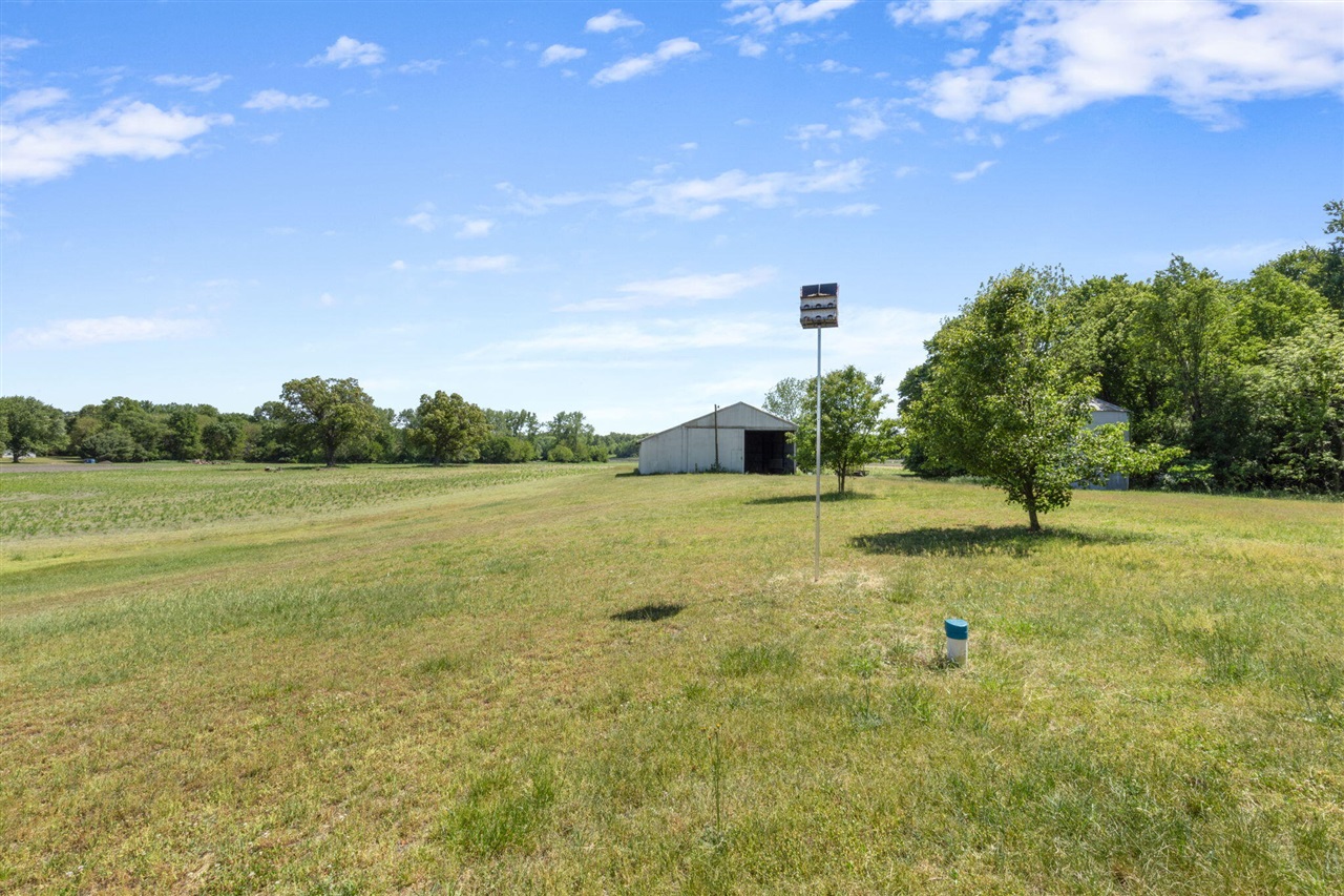 2750 Beebe Road Property Photo 23