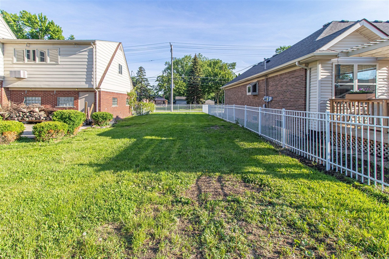 30007 Maison Street Property Photo 53