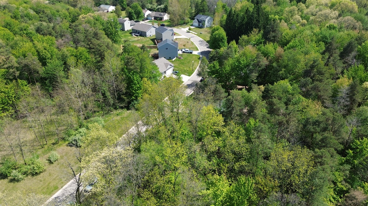 710 Glen Oak Drive Property Photo 13