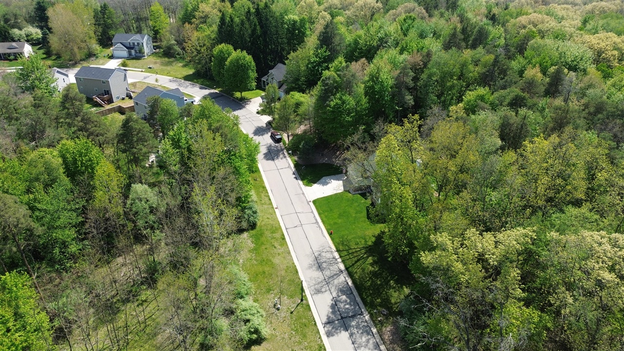 710 Glen Oak Drive Property Photo 23