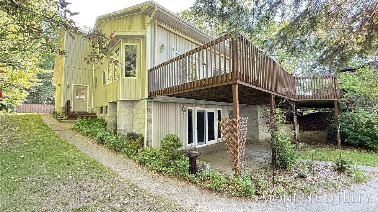 2550 Cove Road Property Photo 5