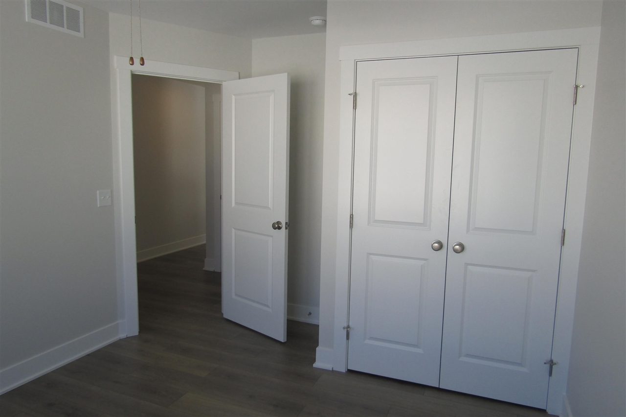 15730 Hawley Drive Property Photo 12