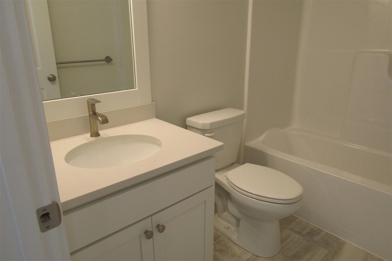 15730 Hawley Drive Property Photo 13
