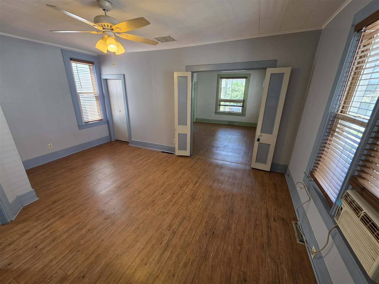 299 4th Street Property Photo 6