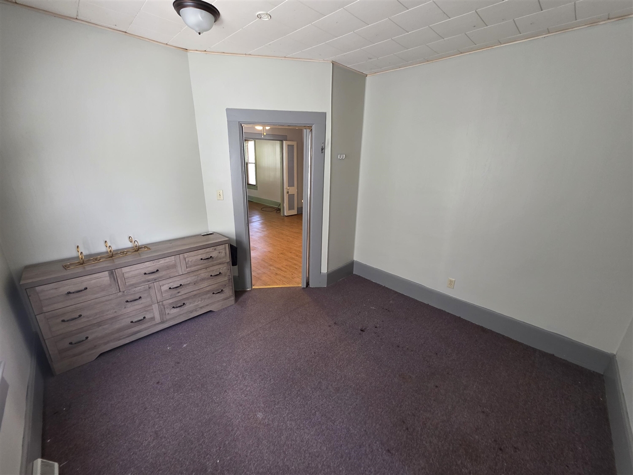 299 4th Street Property Photo 11