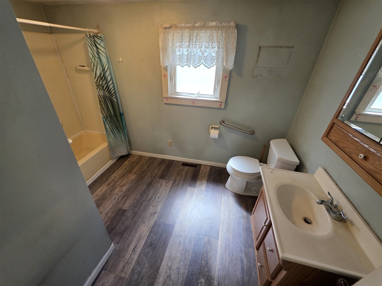299 4th Street Property Photo 16