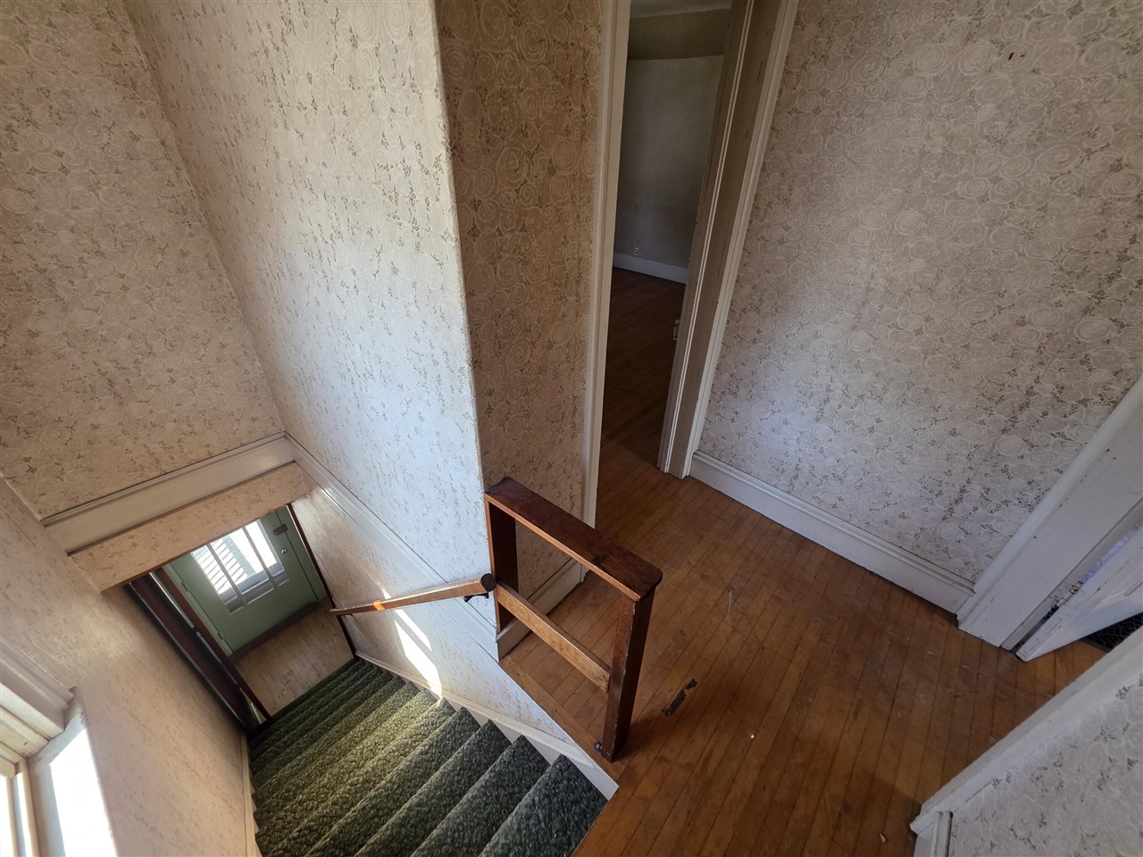 299 4th Street Property Photo 21
