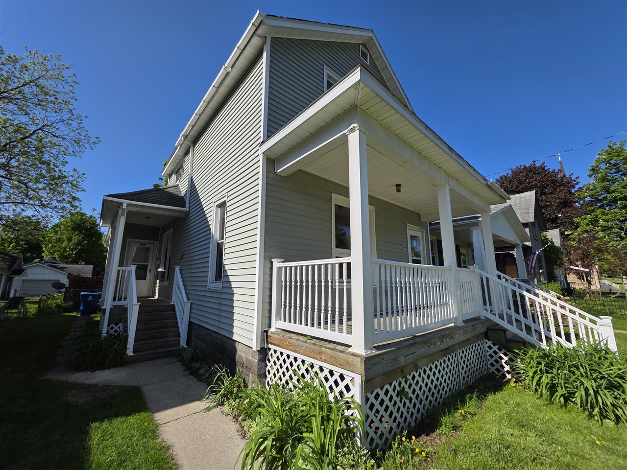 299 4th Street Property Photo 27