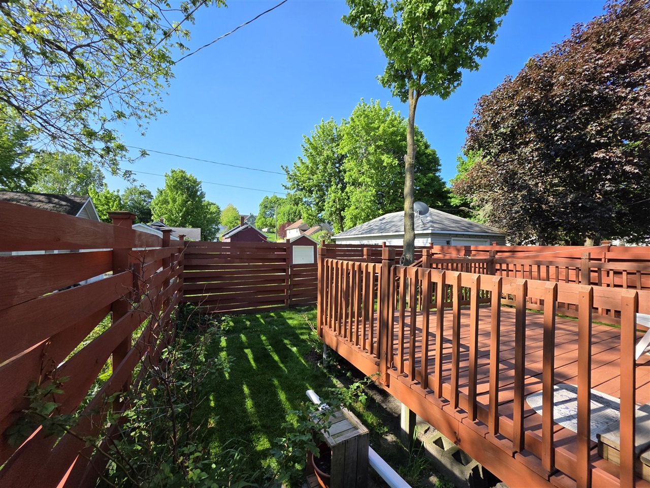 299 4th Street Property Photo 28