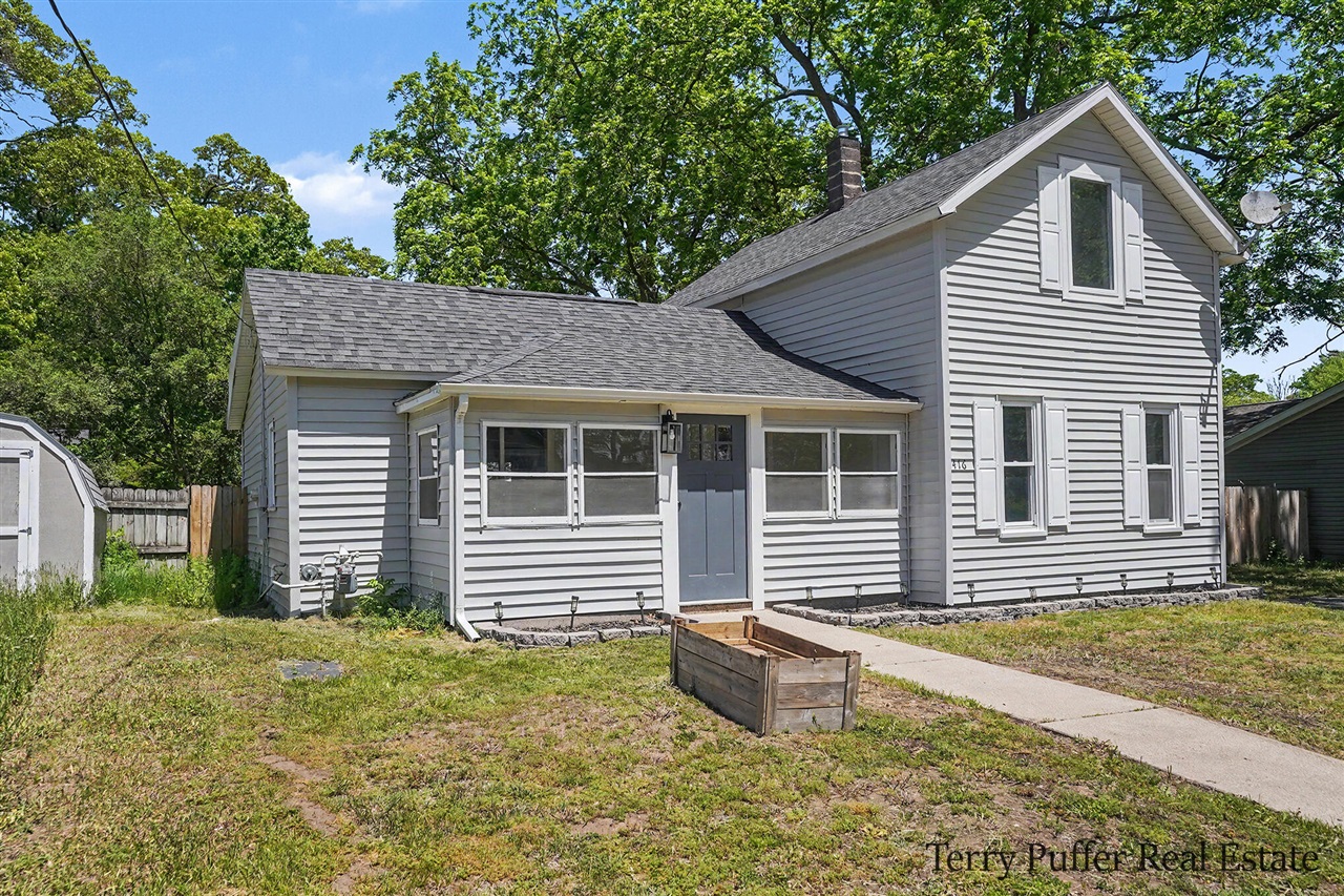 416 Pine Street Property Photo 3