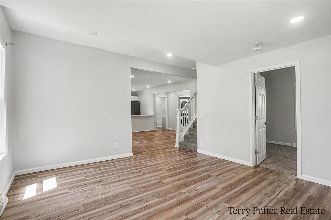 416 Pine Street Property Photo 5