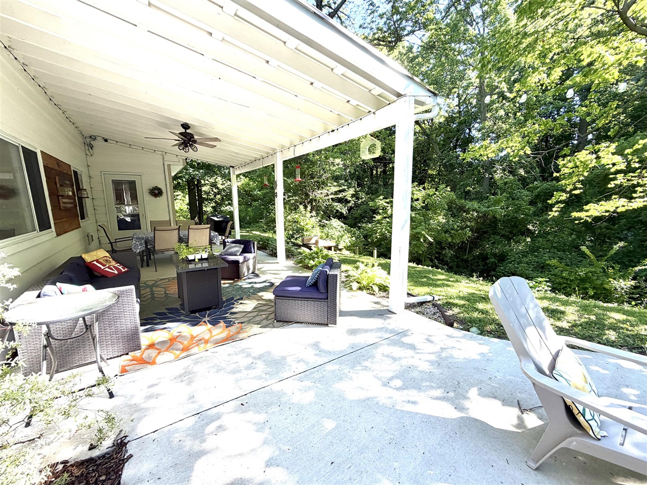 723 Arbor Court Property Photo 6