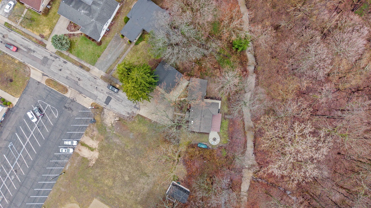 723 Arbor Court Property Photo 84