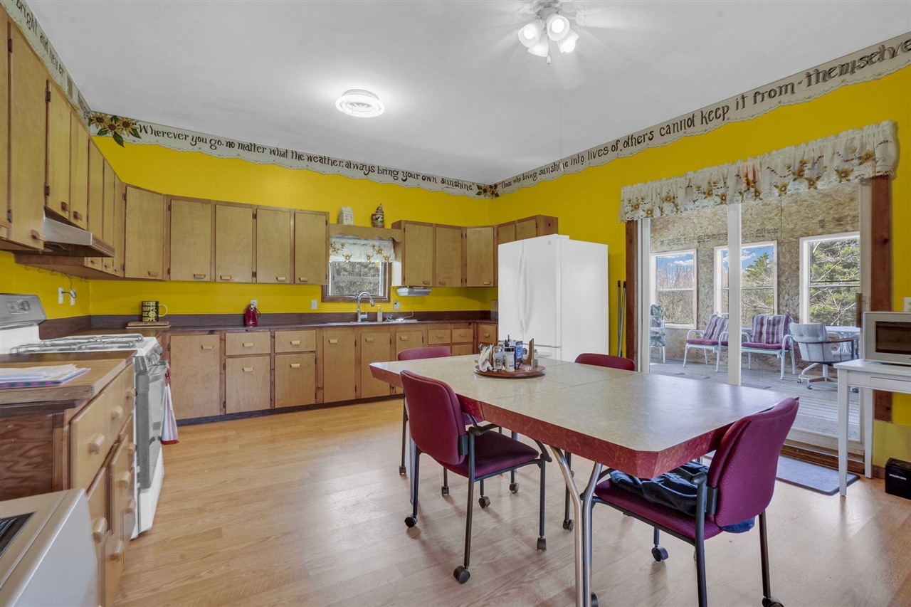 10976 E 3 Mile Road Property Photo 17