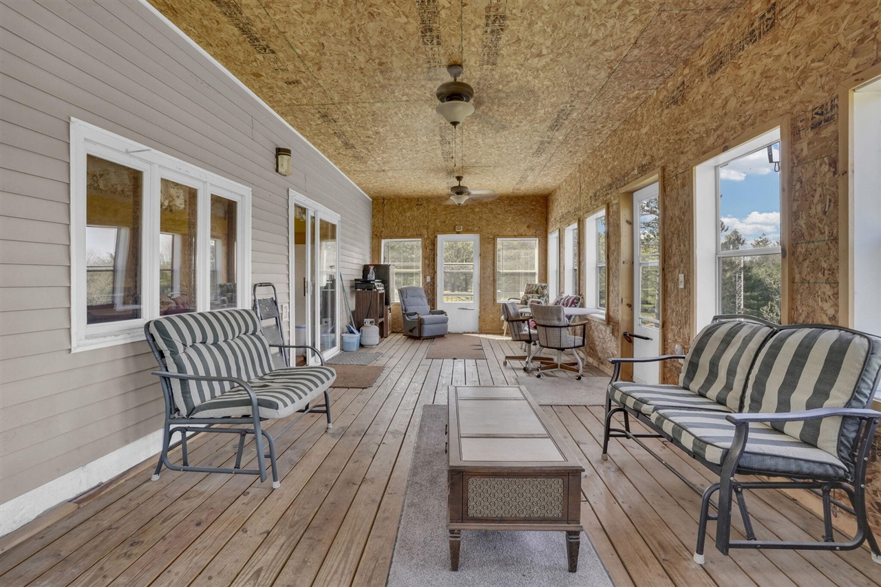 10976 E 3 Mile Road Property Photo 23