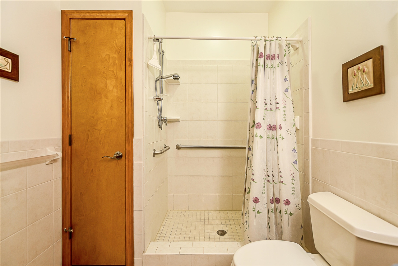 8790 Hendricks Drive Property Photo 34