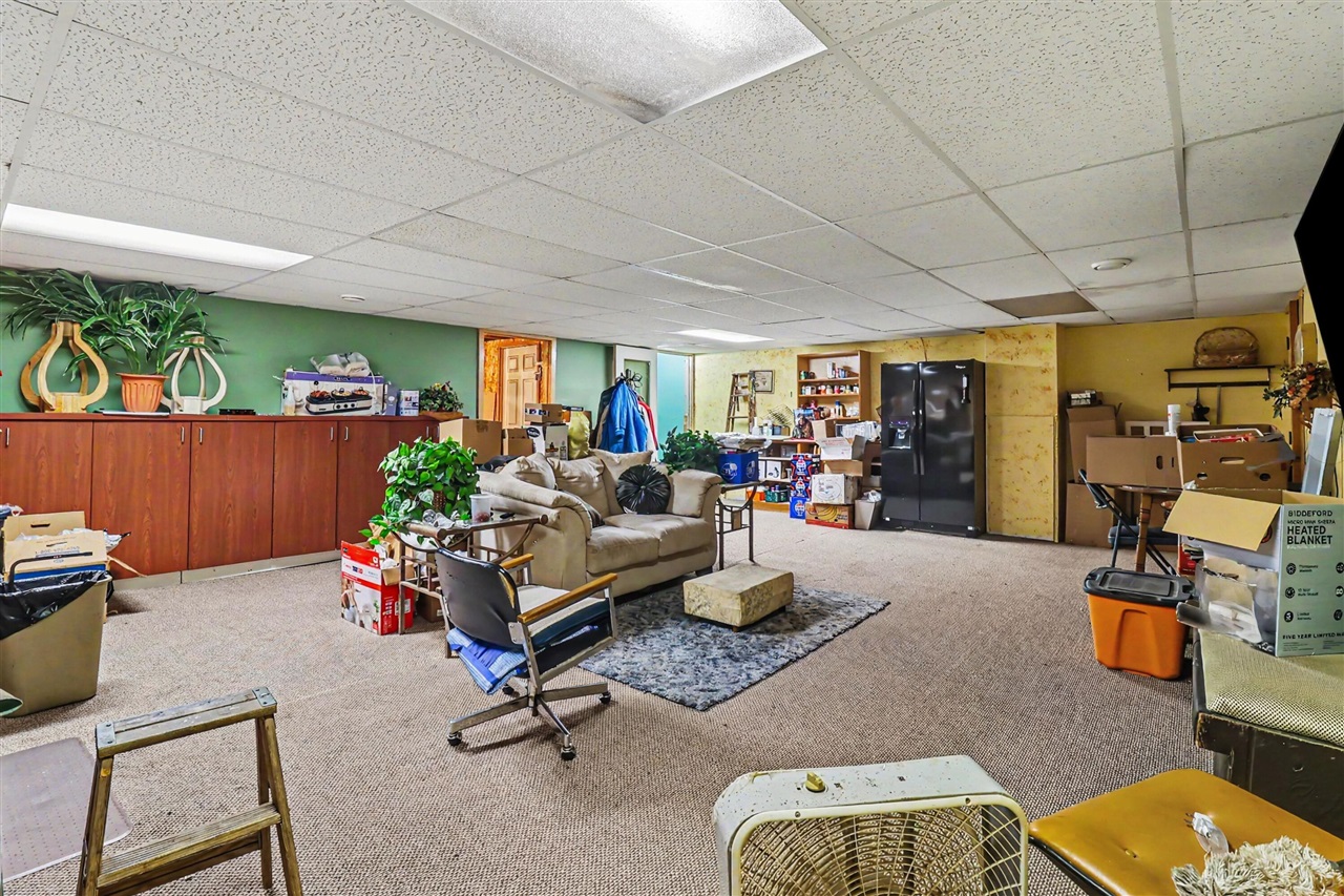 1189 W White Road Property Photo 17