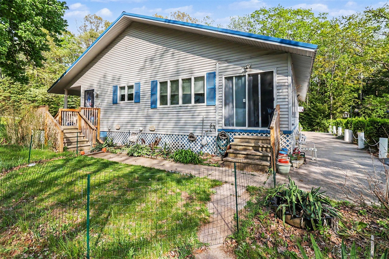 1189 W White Road Property Photo 19