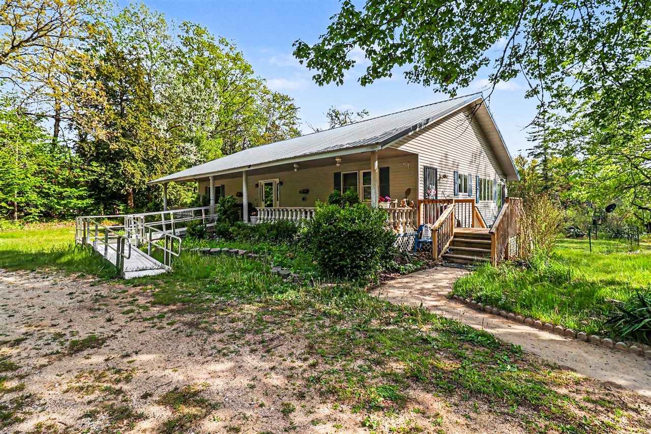 1189 W White Road Property Photo 23