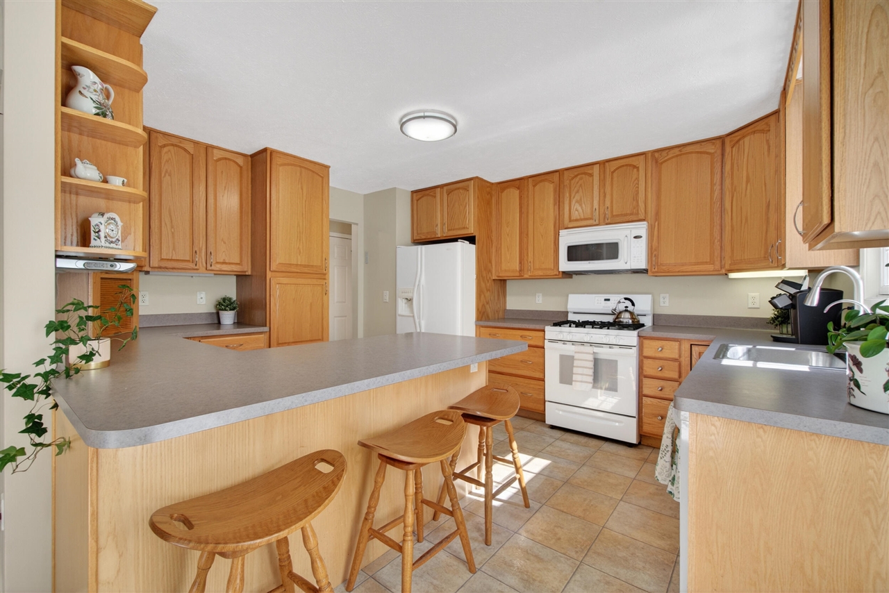2073 Elwood Boulevard Property Photo 16