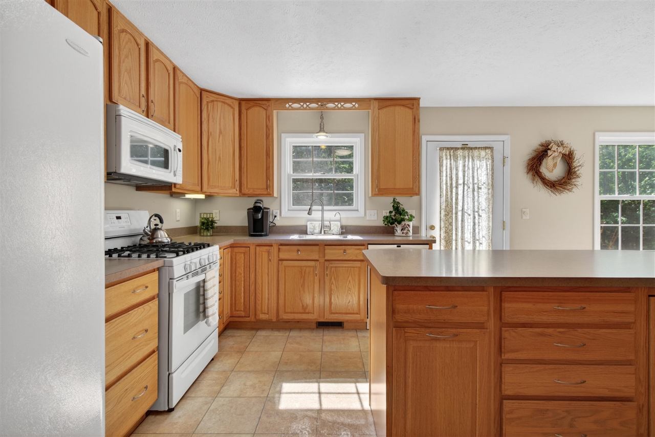 2073 Elwood Boulevard Property Photo 17