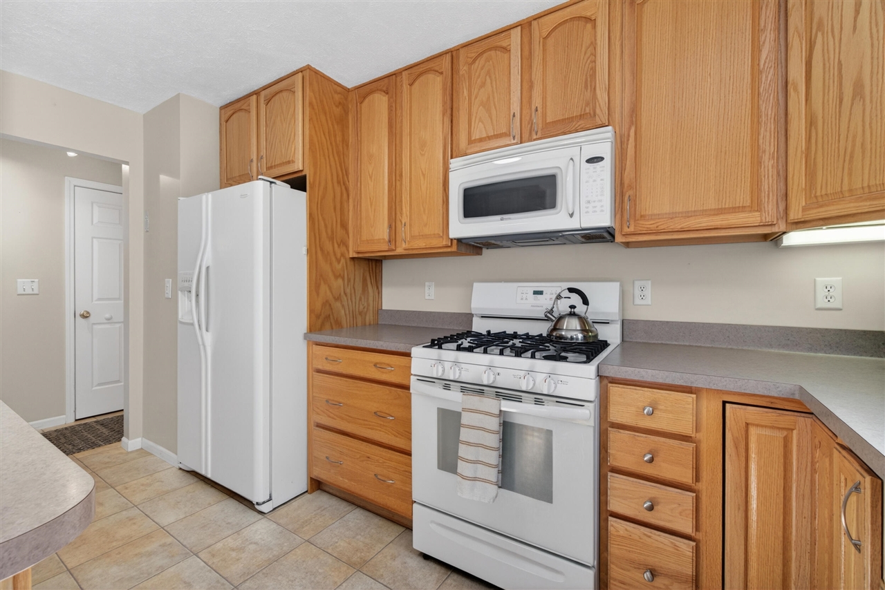 2073 Elwood Boulevard Property Photo 20