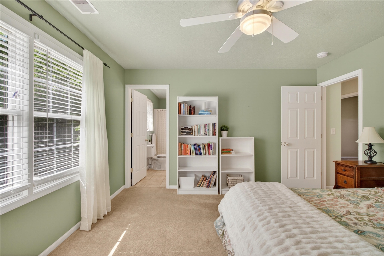 2073 Elwood Boulevard Property Photo 24