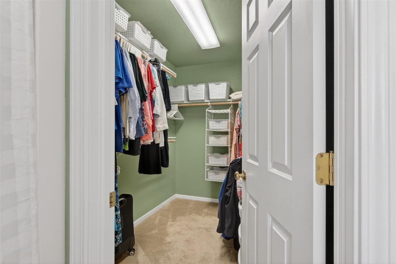 2073 Elwood Boulevard Property Photo 26