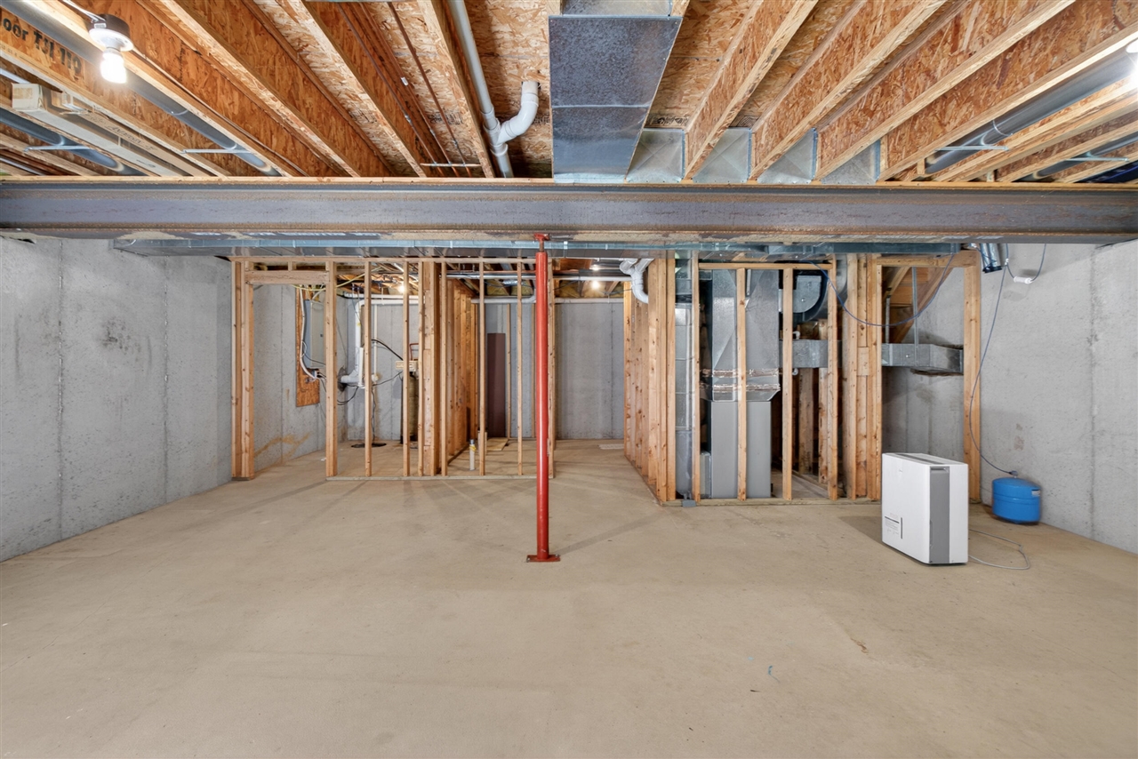 2073 Elwood Boulevard Property Photo 38