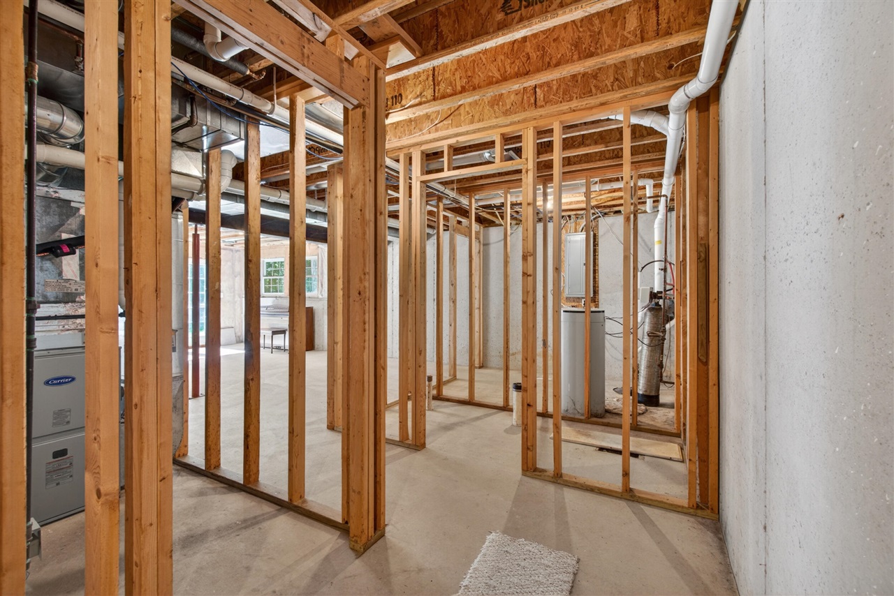 2073 Elwood Boulevard Property Photo 39