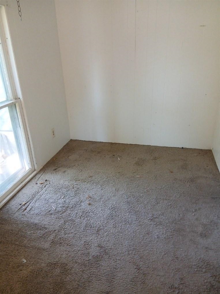 844 Backus Street Property Photo 7