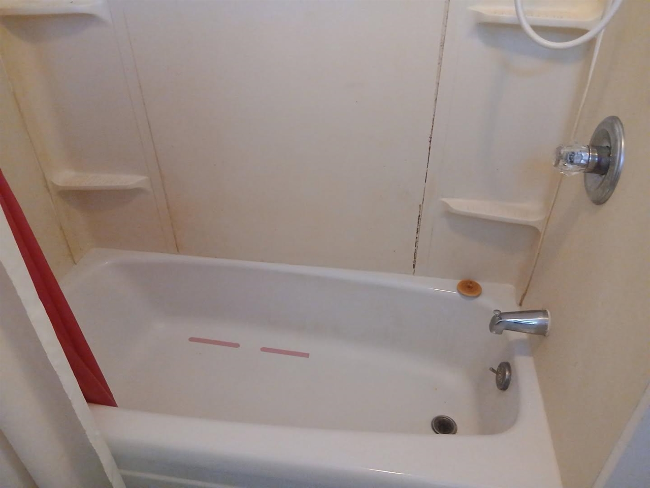 844 Backus Street Property Photo 11