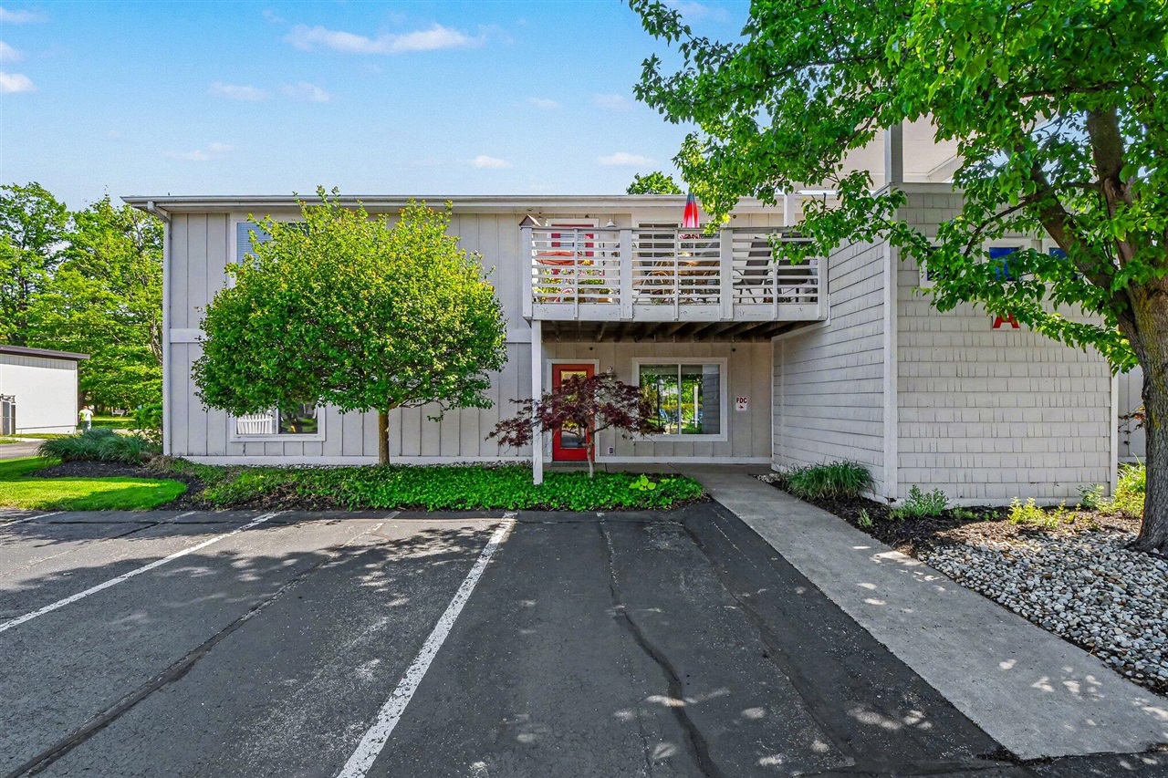 320 S Blue Star Highway Property Photo 1