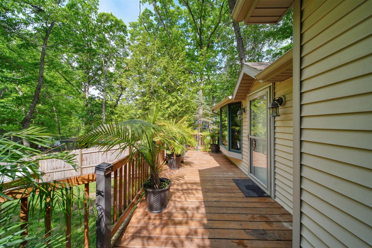 2114 Timber Lane Property Photo 29